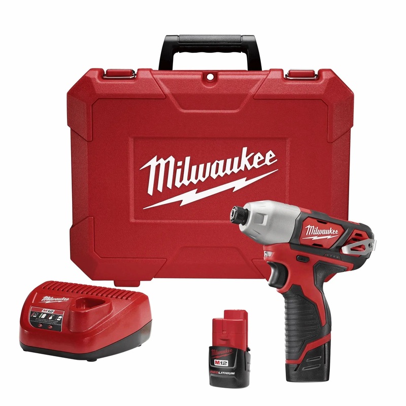 MILWAUKEE M12 1/4 Hex Impact Driver Kit