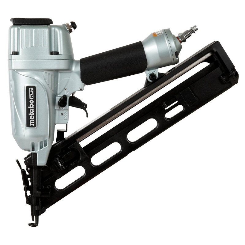 METABO HPT 2-1/2 15 Gauge Angled Finish Nailer w/ Air Duster